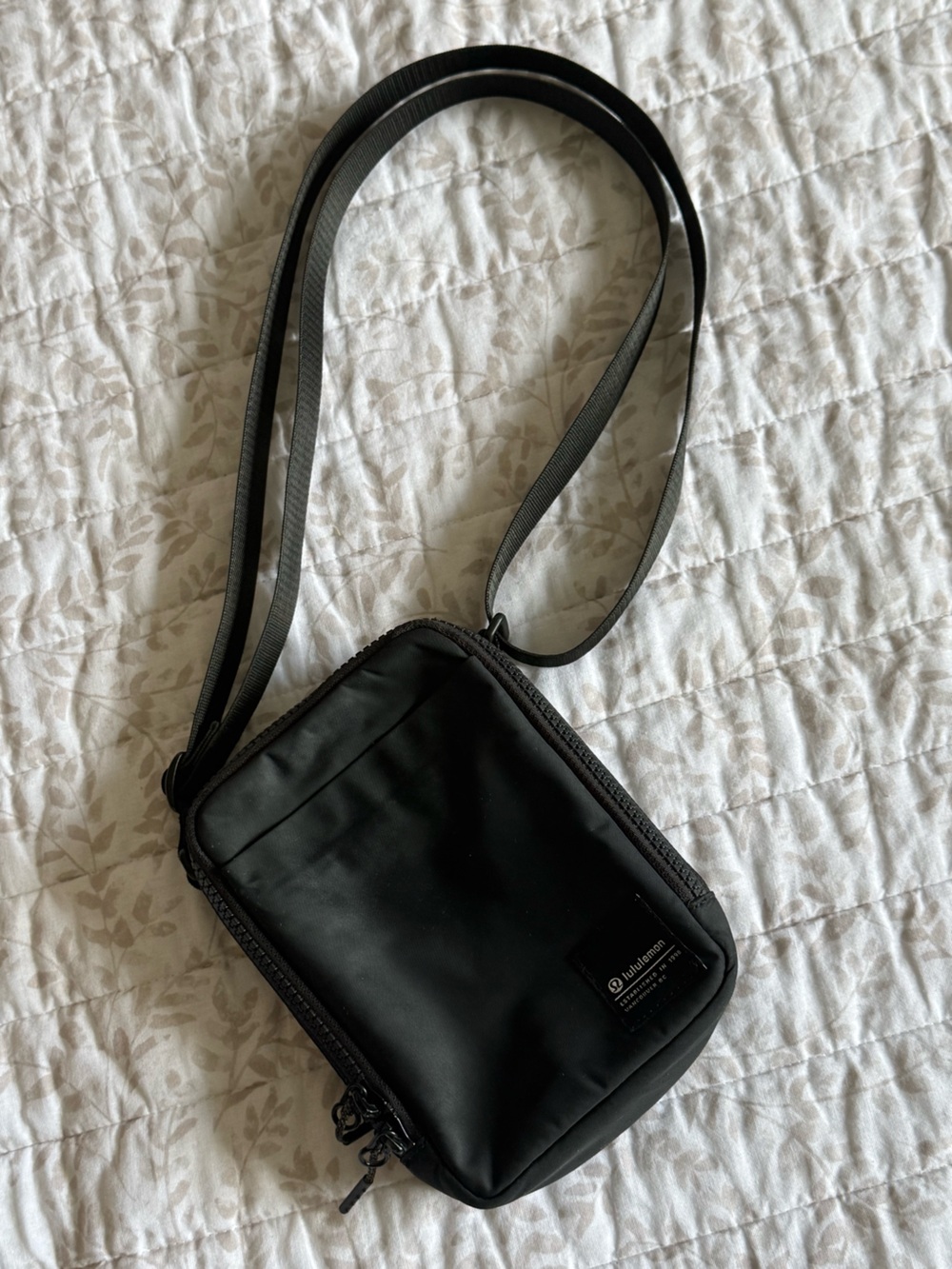 lululemon athletica Black Crossbody
